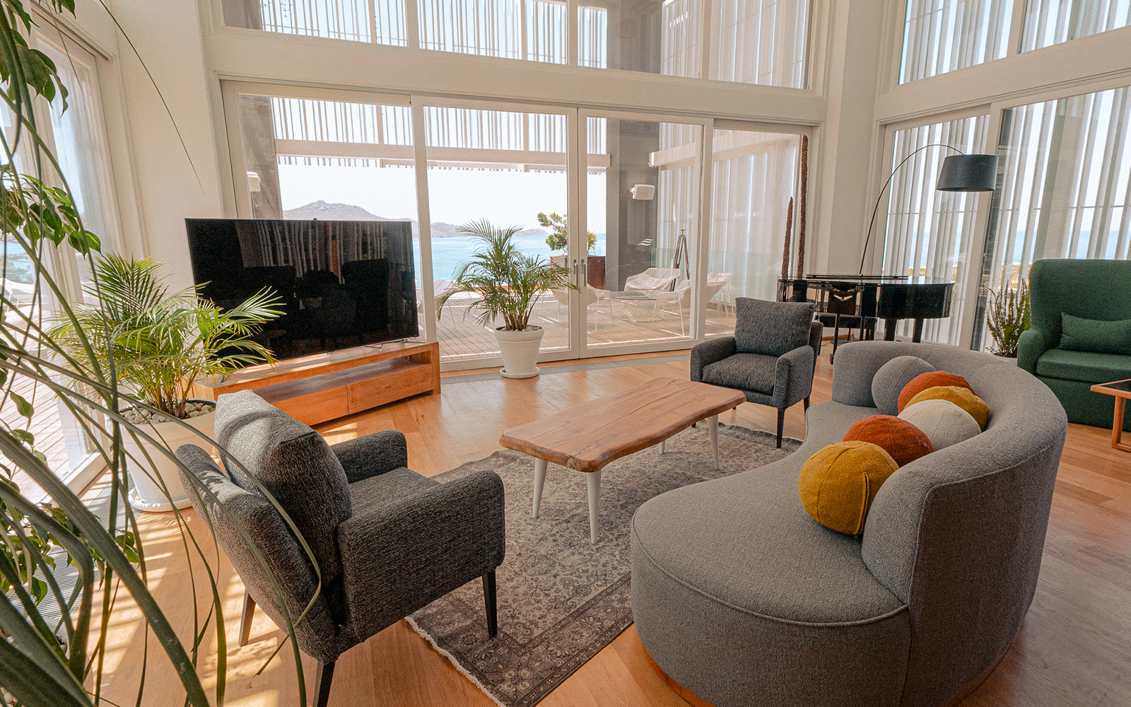 PALMALIFE HOTEL